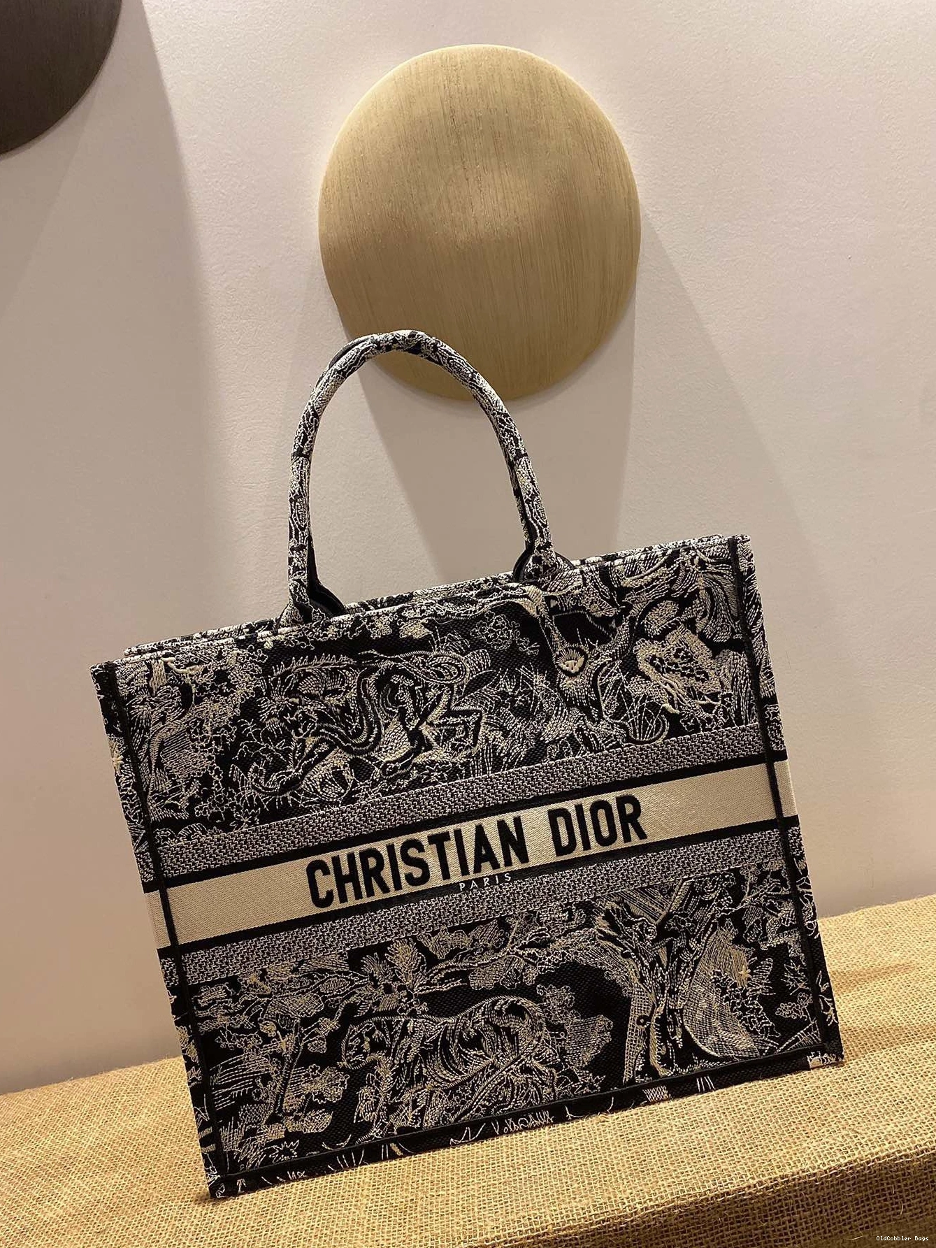 Diro Tote-42*35*18.5cm Book Large 0727